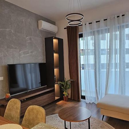 Deluxe Flat With Garden_Tirana Appartement Buitenkant foto