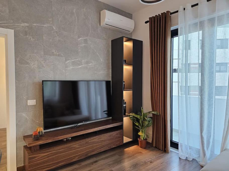 Deluxe Flat With Garden_Tirana Appartement Buitenkant foto